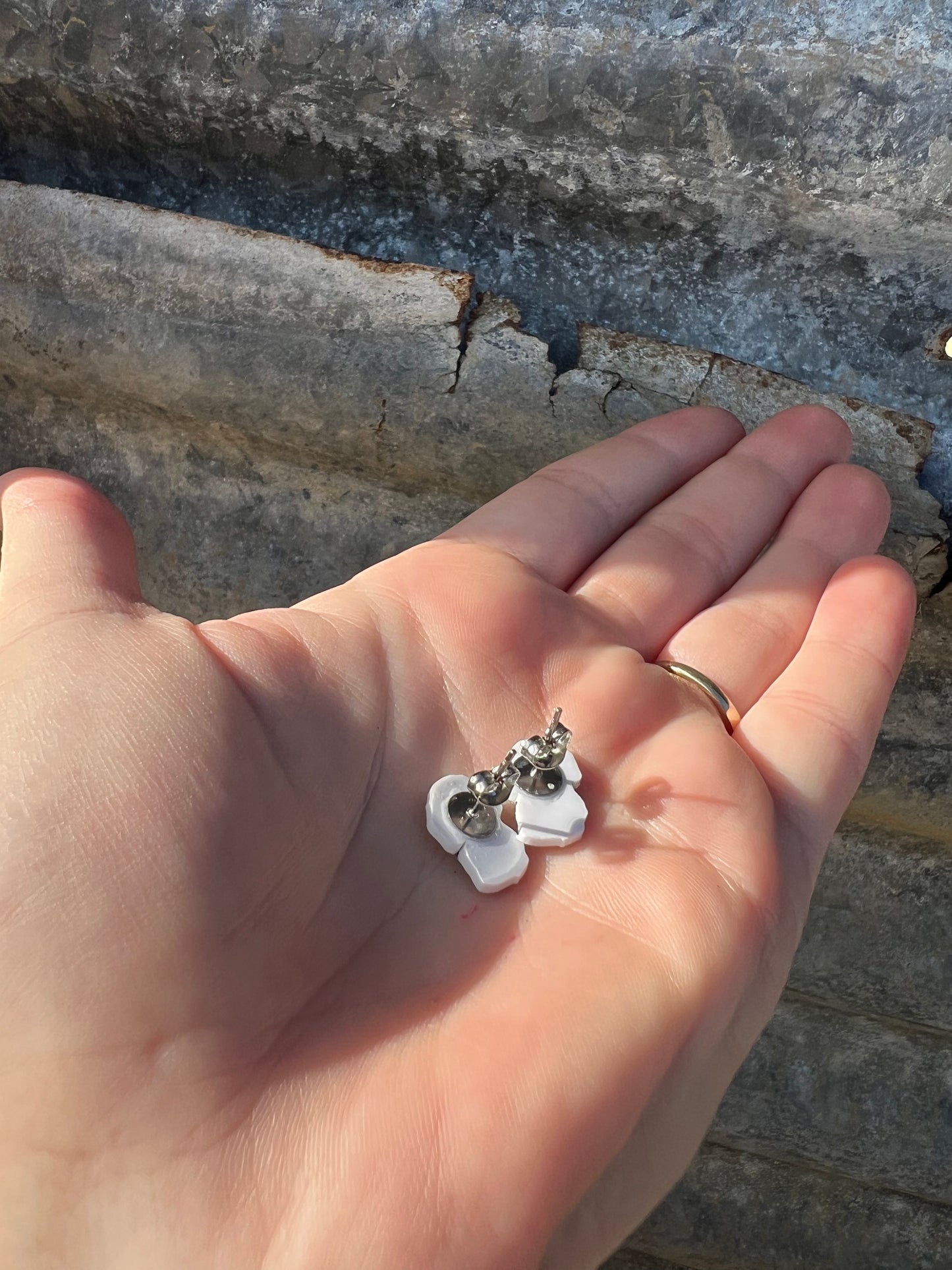 Earring studs